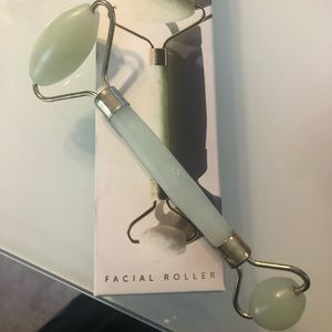 Herbivore Jade roller - Barely used!